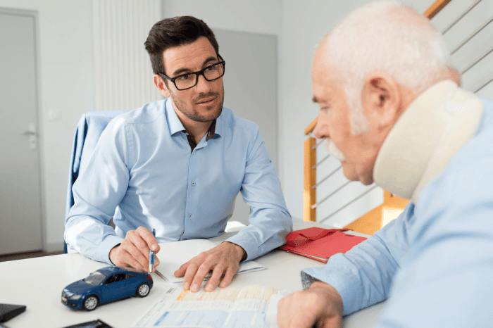 lawyer insurance car claims claim why